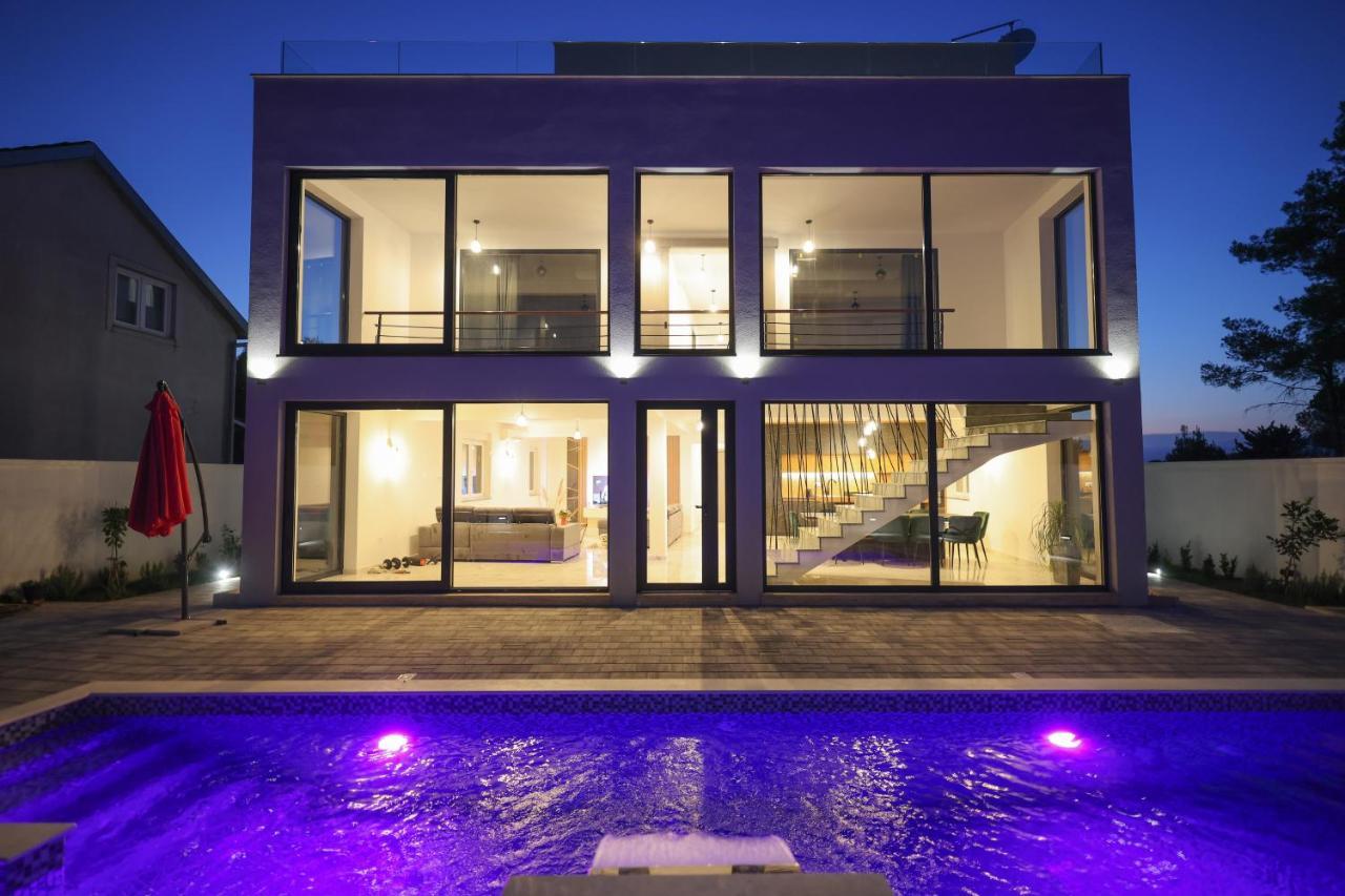 Rhapsody In Green - Luxury Villa In Zadar Crno Kültér fotó